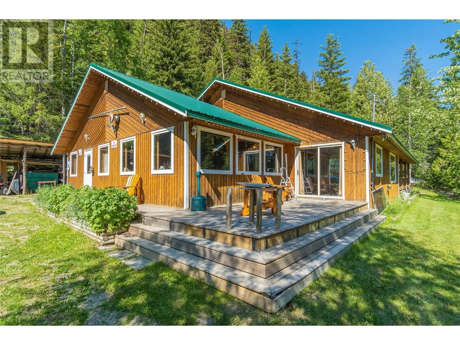 Other for rent: 6000 Johnson Lake Forest Service Road, Barriere, British Columbia V0E 2E0