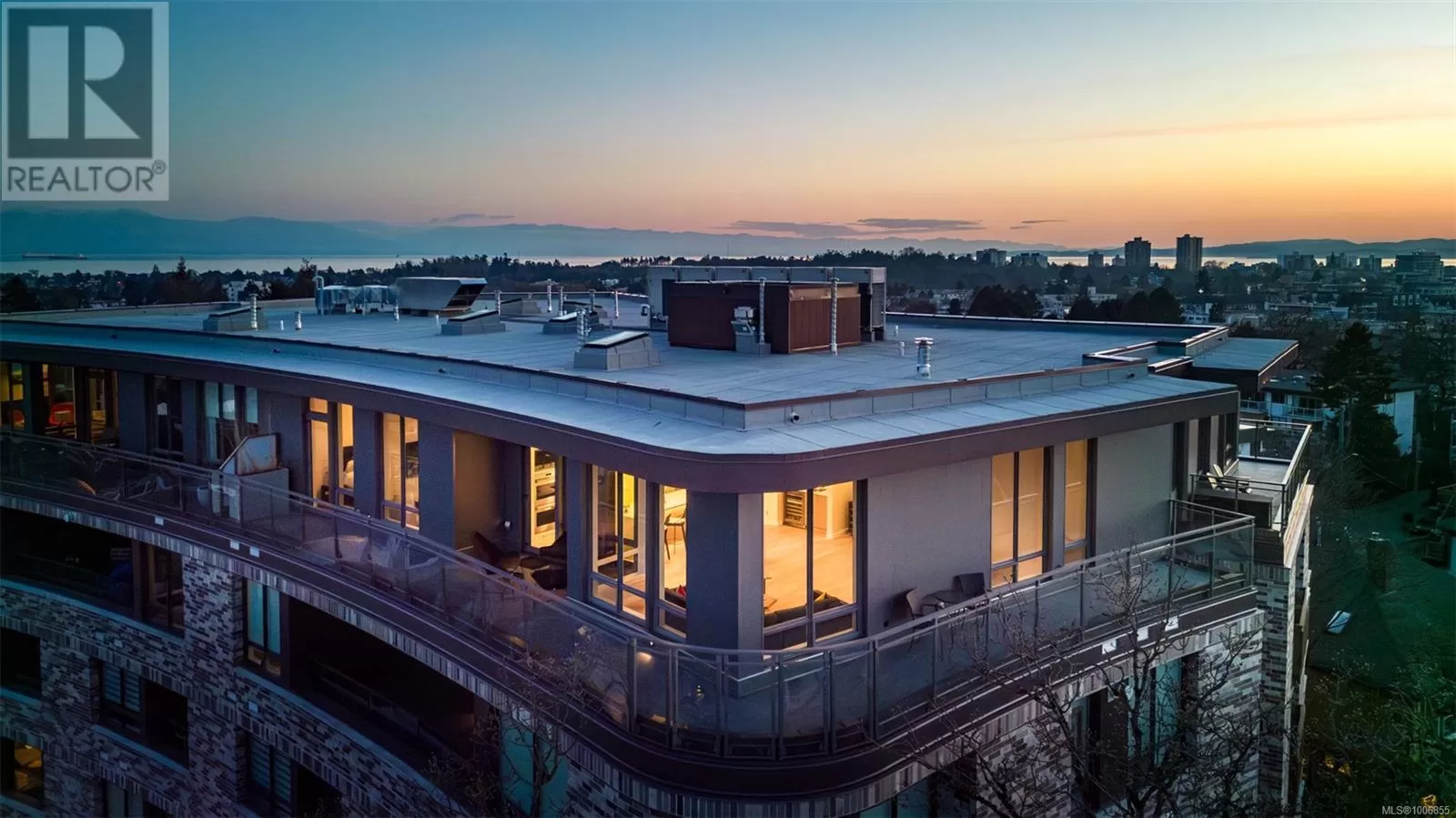 Apartment for rent: 601 1201 Fort St, Victoria, British Columbia V8V 0G1