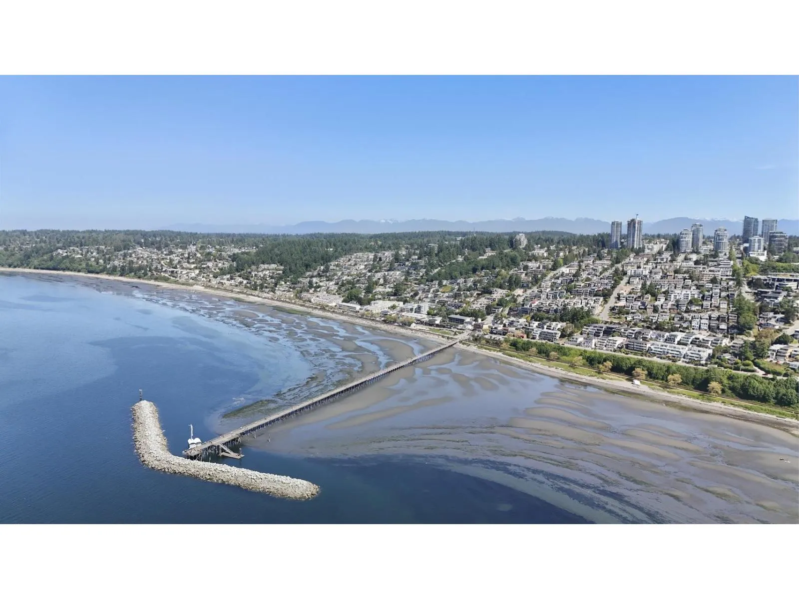 Apartment for rent: 601 1342 Johnston Road, Surrey, British Columbia V4B 0C7