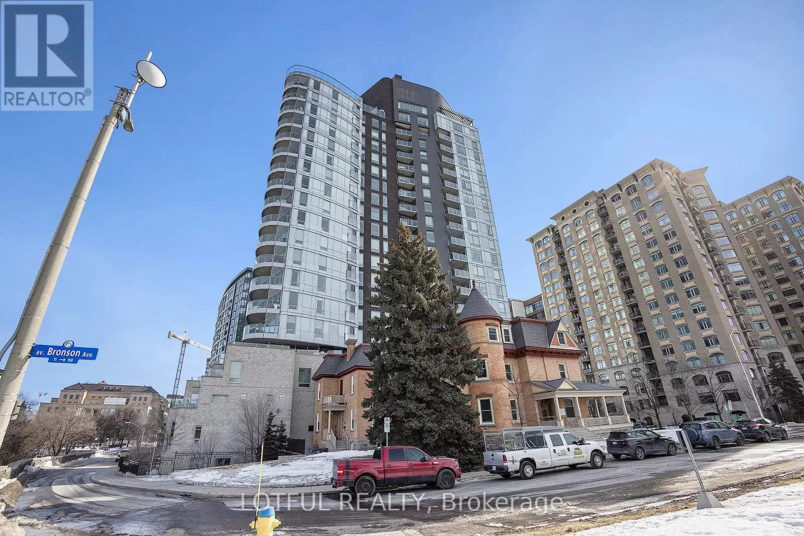 Apartment for rent: 601 - 428 Sparks Street, Ottawa, Ontario K1R 0B3