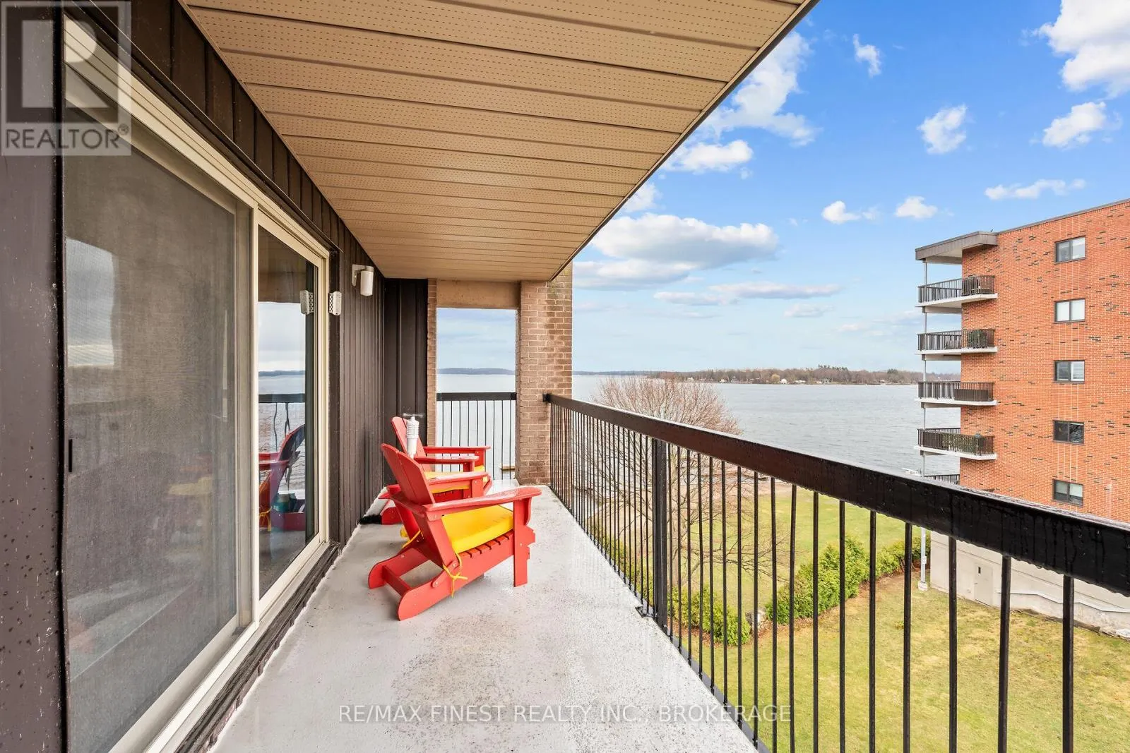 Apartment for rent: 601 - 610 William Street, Gananoque, Ontario K7G 3A4