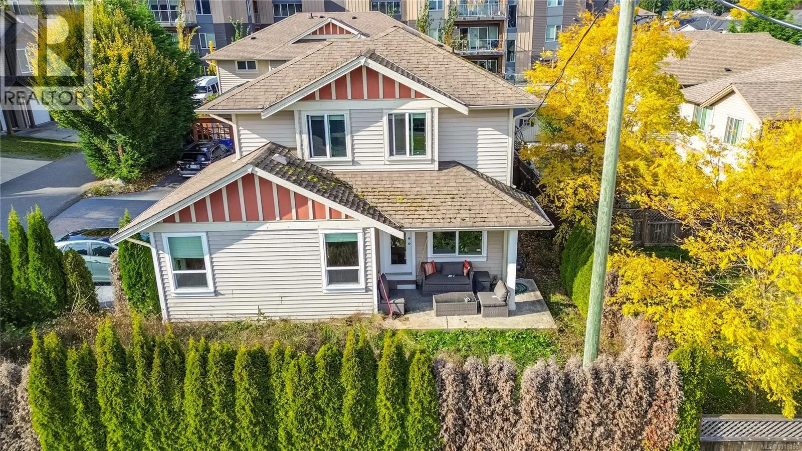 Duplex for rent: 6011 Brickyard Rd, Nanaimo, British Columbia V9V 1M6