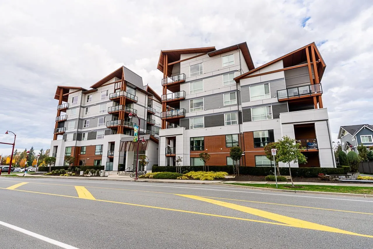 Apartment for rent: 602 11501 84 Avenue, Delta, British Columbia V4C 0E5