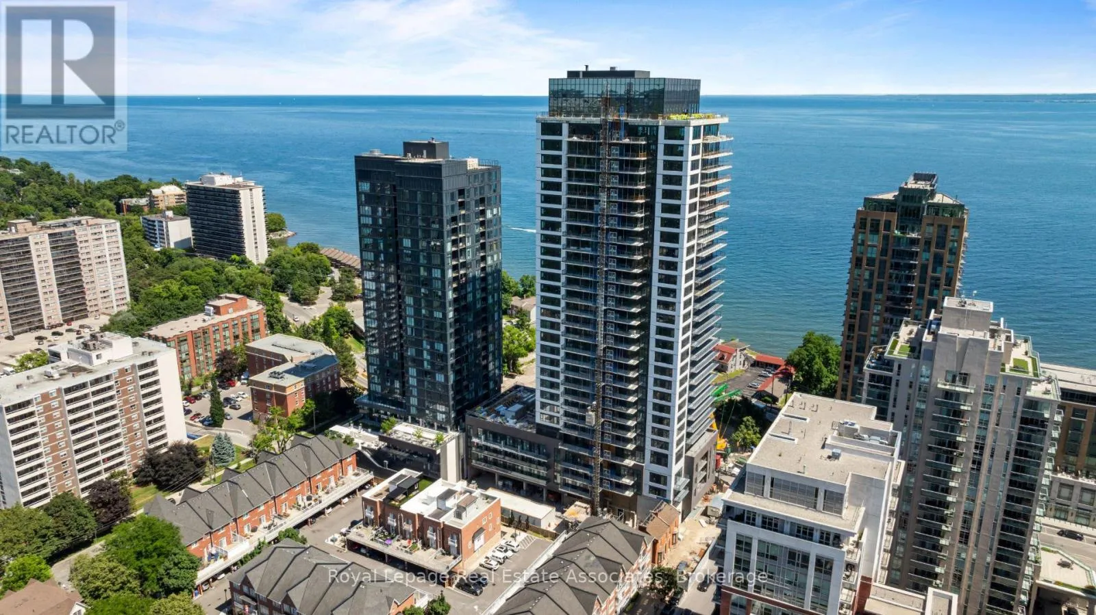 Apartment for rent: 602 - 370 Martha Street, Burlington, Ontario L7R 0G9