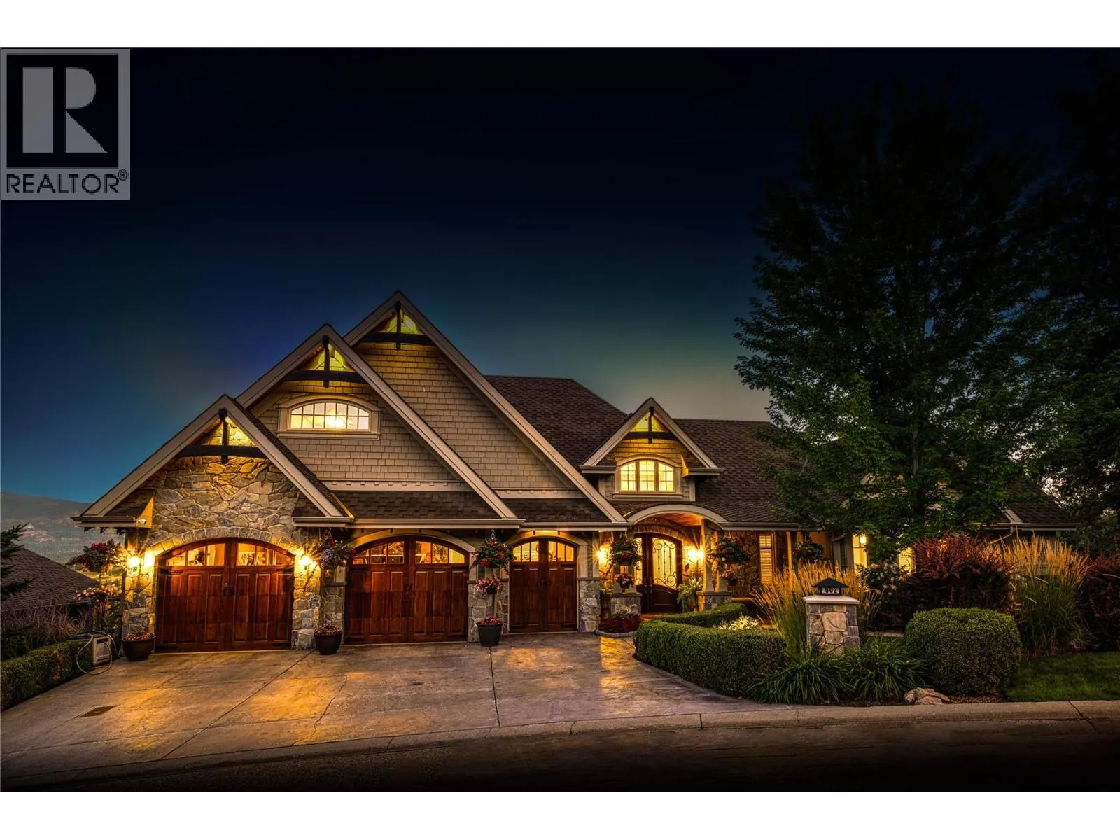 House for rent: 602 Falcon Point Way, Vernon, British Columbia V1H 2H7