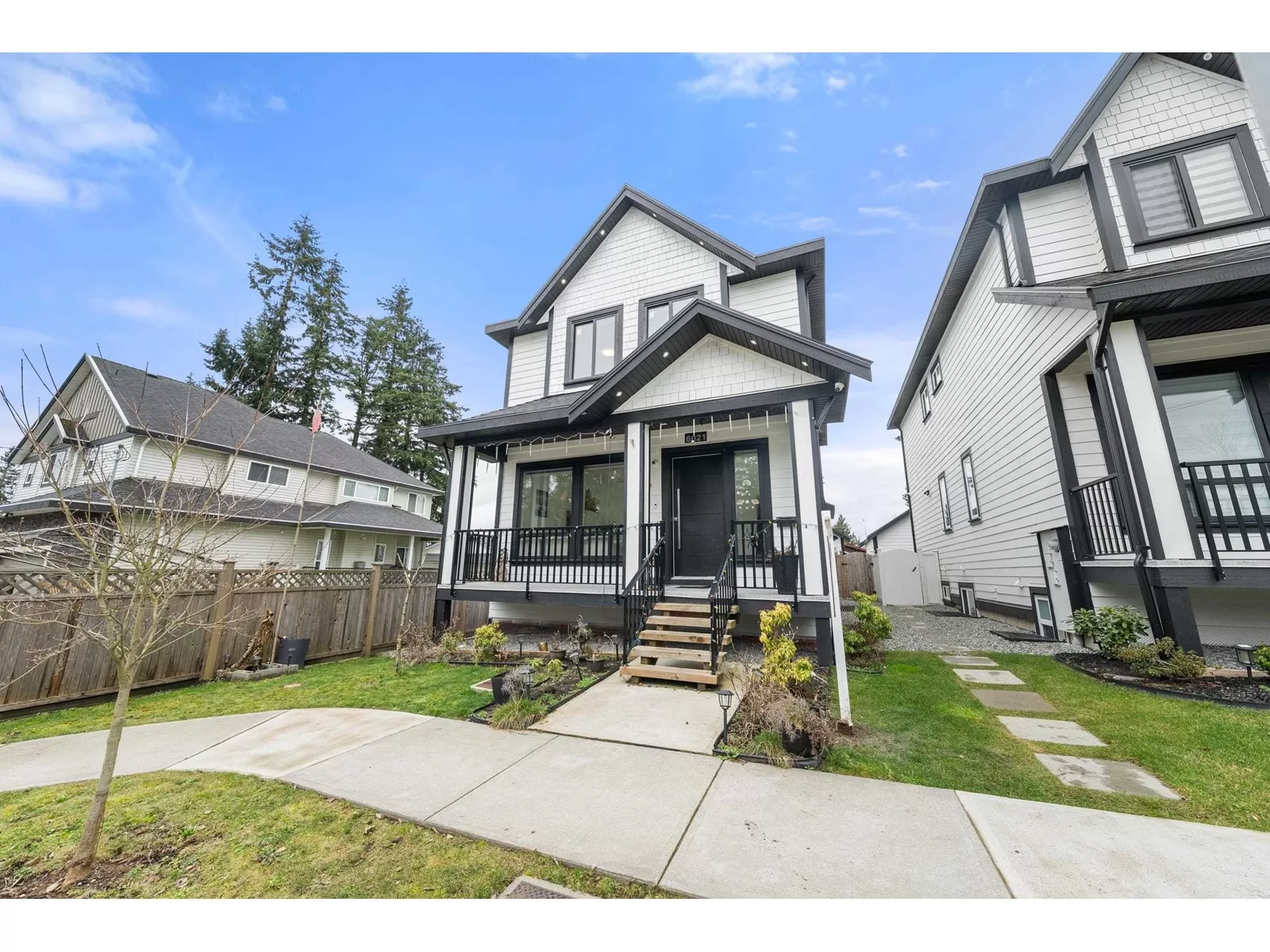 House for rent: 6021 128a Street, Surrey, British Columbia V3X 2L3