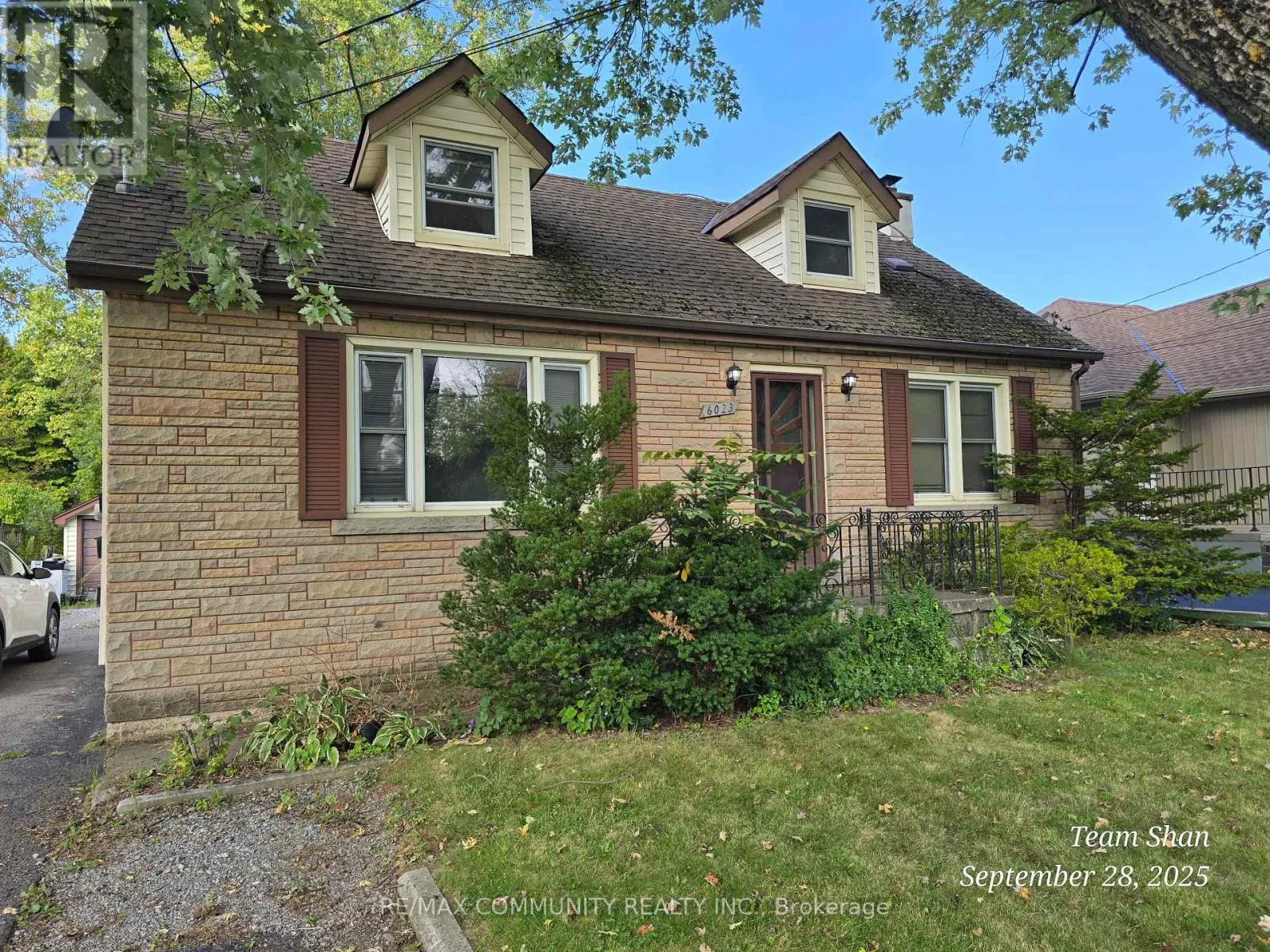 House for rent: 6023 Montrose Road, Niagara Falls, Ontario L2H 1L4