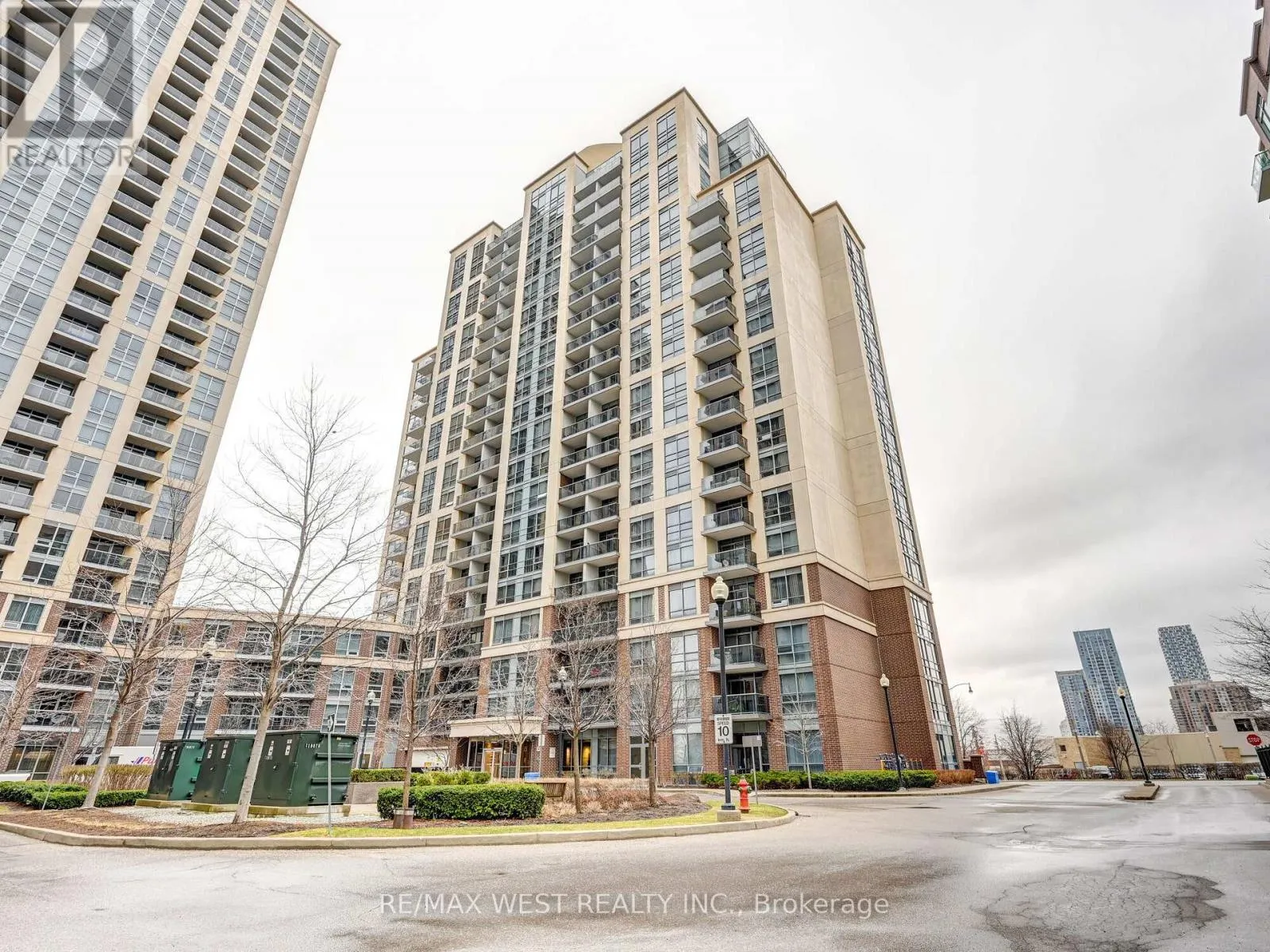 Apartment for rent: 603 - 1 Michael Power Place, Toronto, Ontario M9A 0A1