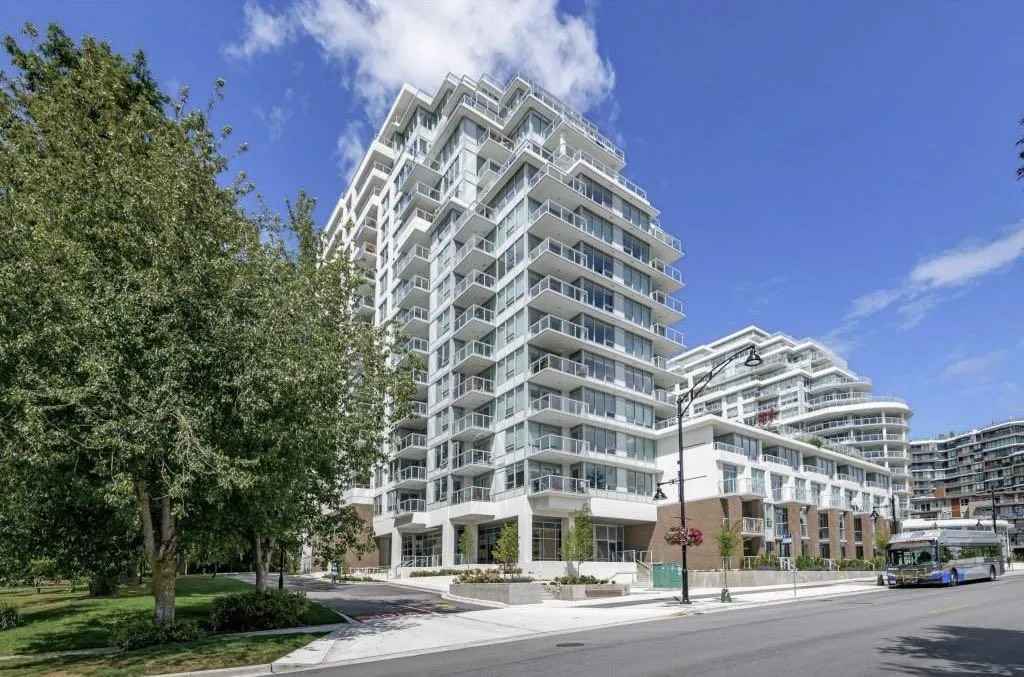 Apartment for rent: 603 15165 Thrift Avenue, White Rock, British Columbia V4B 0C1