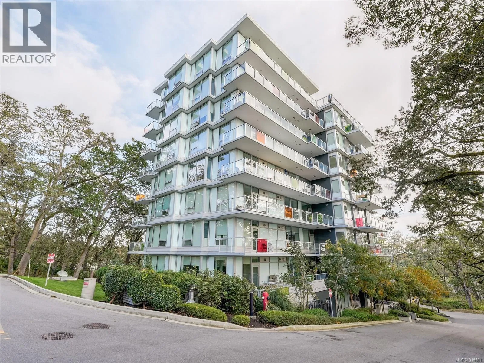 Apartment for rent: 603 4009 Rainbow Hill Lane, Saanich, British Columbia V8X 0B3