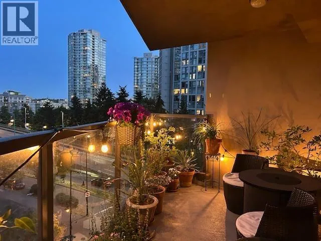 Apartment for rent: 603 989 Beatty Street, Vancouver, British Columbia V6Z 3C2