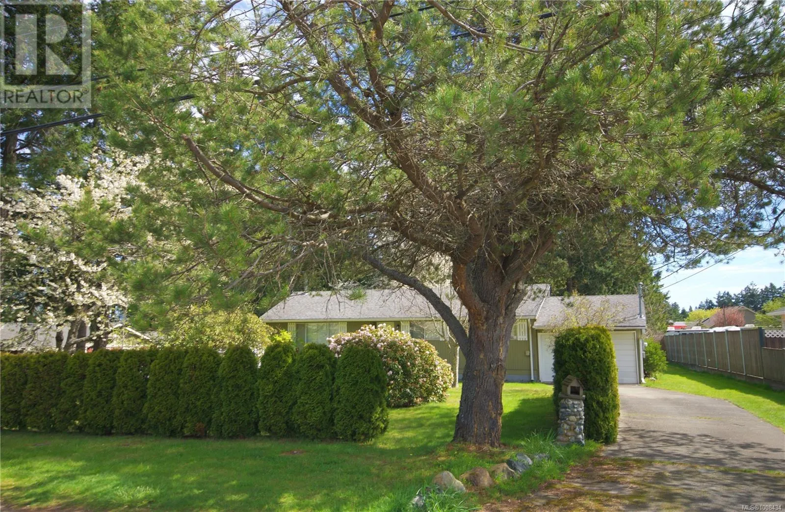 House for rent: 603 Johnstone Rd, Parksville, British Columbia V9P 2A5