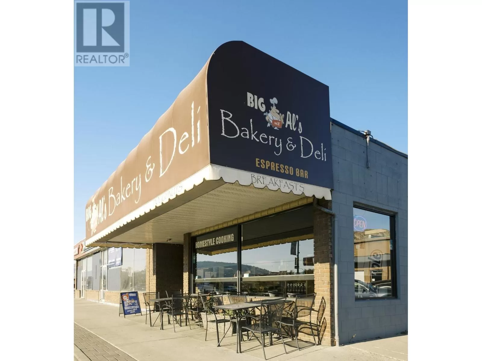 Retail for rent: 6030 Main Street Street, Oliver, British Columbia V0H 1T0