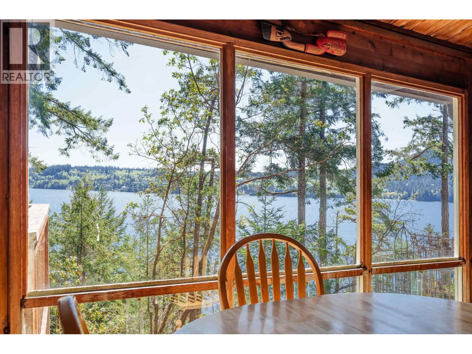 House for rent: 6037 Sandy Hook Road, Sechelt, British Columbia V7Z 0C9