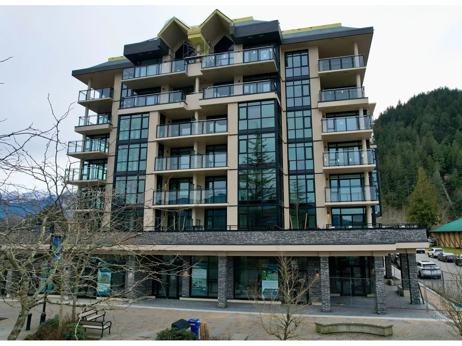 Apartment for rent: 604 120 Esplanade Avenue|harrison Hot Springs, Harrison Hot Springs, British Columbia V0M 1K0