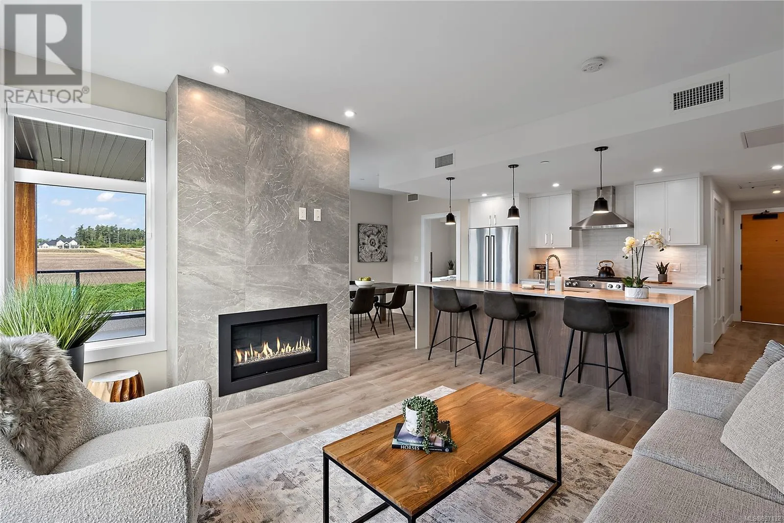 Apartment for rent: 604 2520 Hackett Cres, Central Saanich, British Columbia V8M 0B9