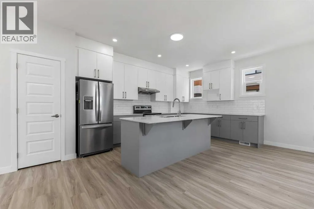 Row / Townhouse for rent: 604, 90 Corner Meadows Manor Ne, Calgary, Alberta T3N 2N8