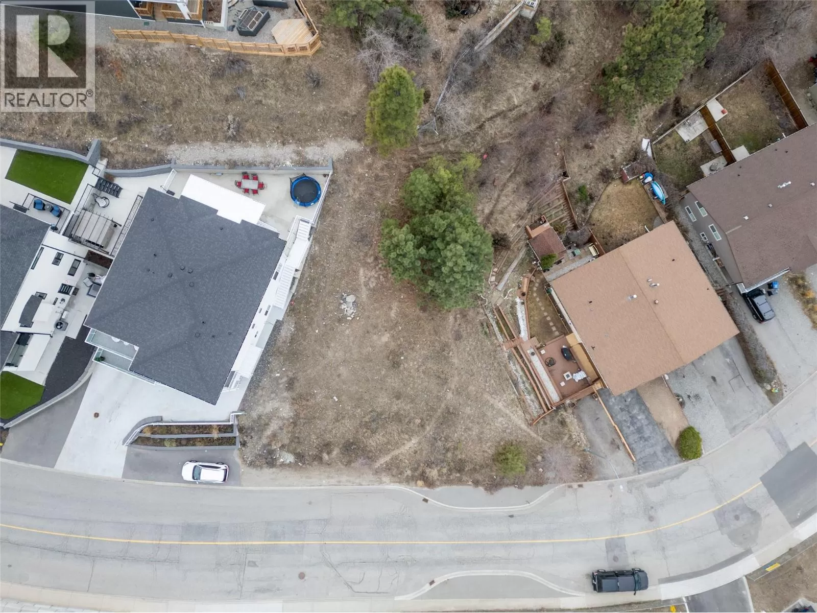 Other for rent: 604 Balsam Avenue, Penticton, British Columbia V2A 0B5