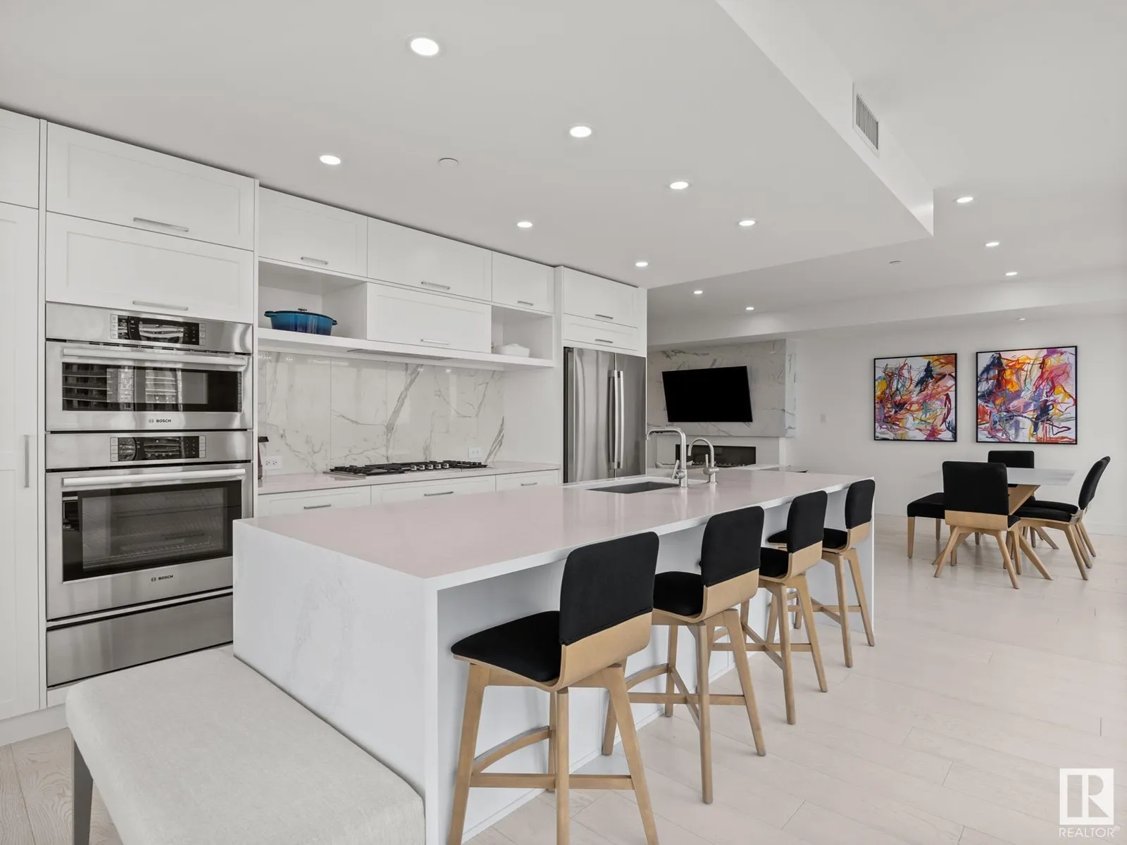 Apartment for rent: #605 14105 West Block Dr Nw, Edmonton, Alberta T5N 1L5