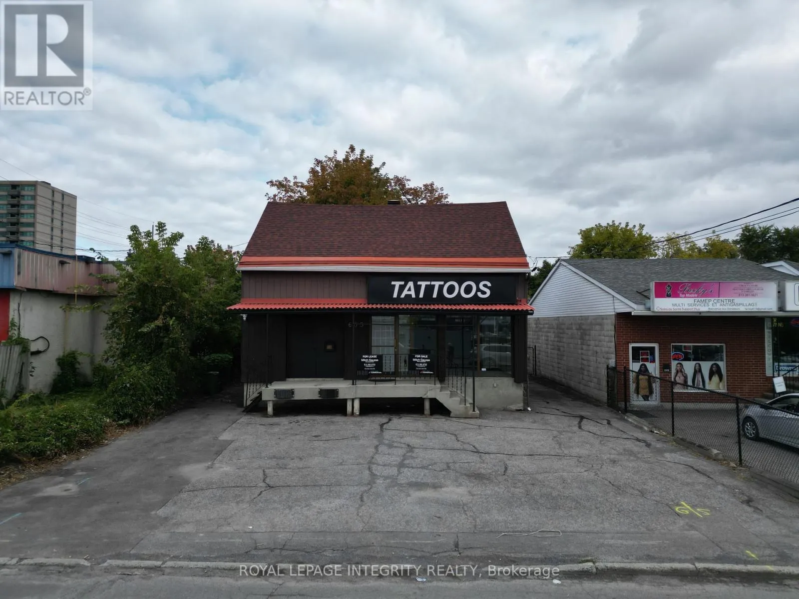 Residential Commercial Mix for rent: 605 Center Street, Ottawa, Ontario K1K 2N8