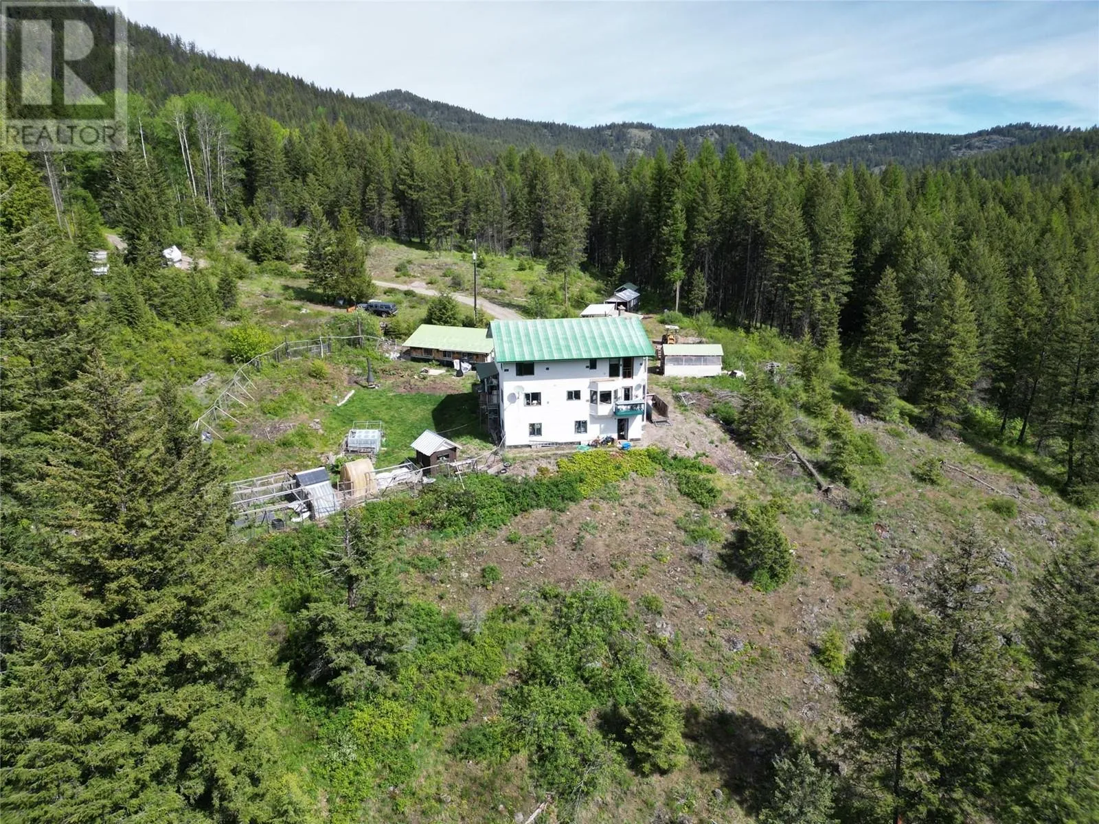 House for rent: 6050 Athelston-hartford Road, Grand Forks, British Columbia V0H 1H5