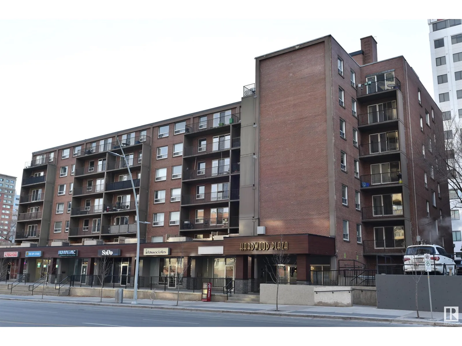 Apartment for rent: #606 11025 Jasper Av Nw, Edmonton, Alberta T5K 0K7