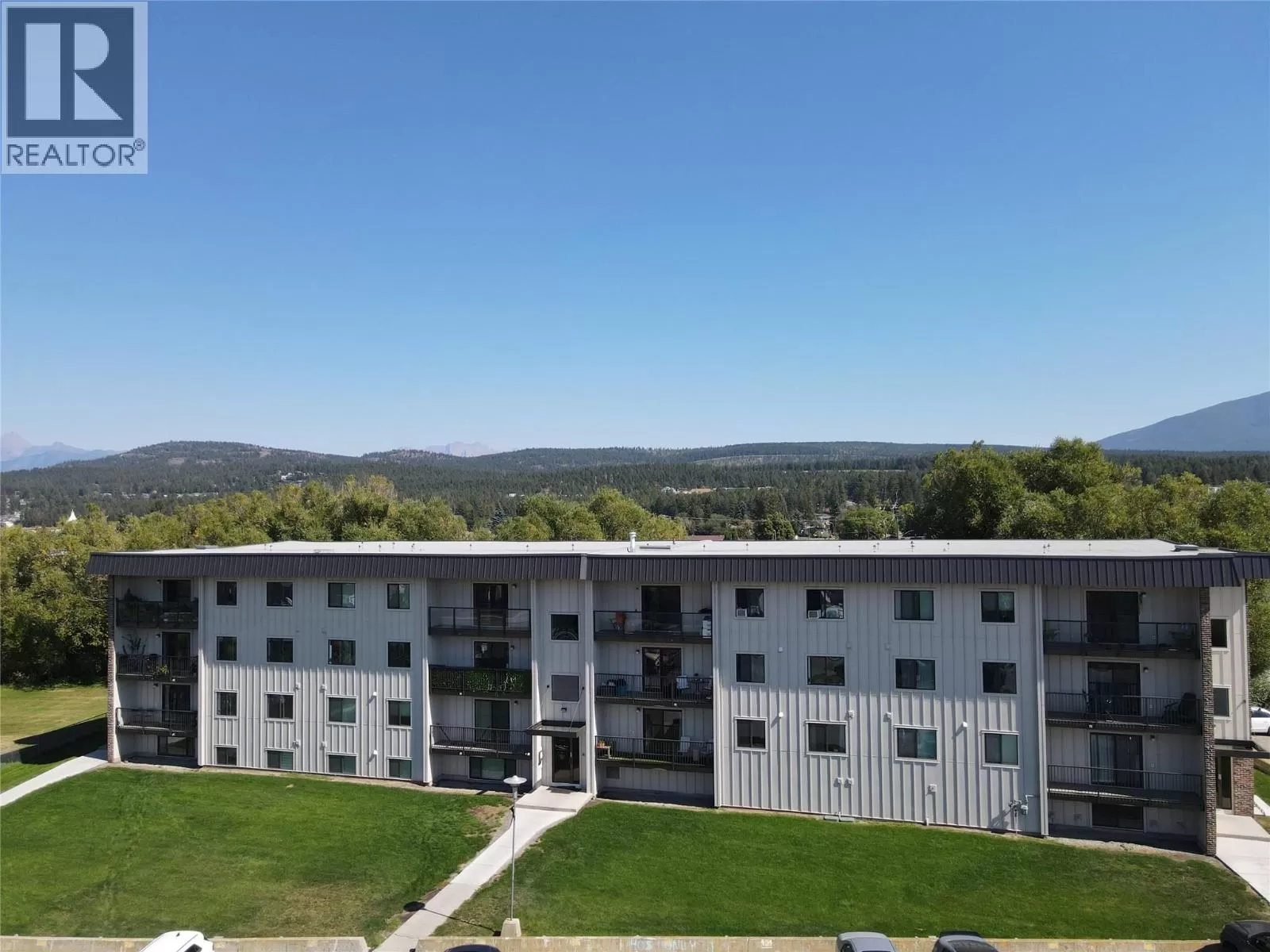 Apartment for rent: 606 18th Avenue N Unit# 202, Cranbrook, British Columbia V1C 5M1