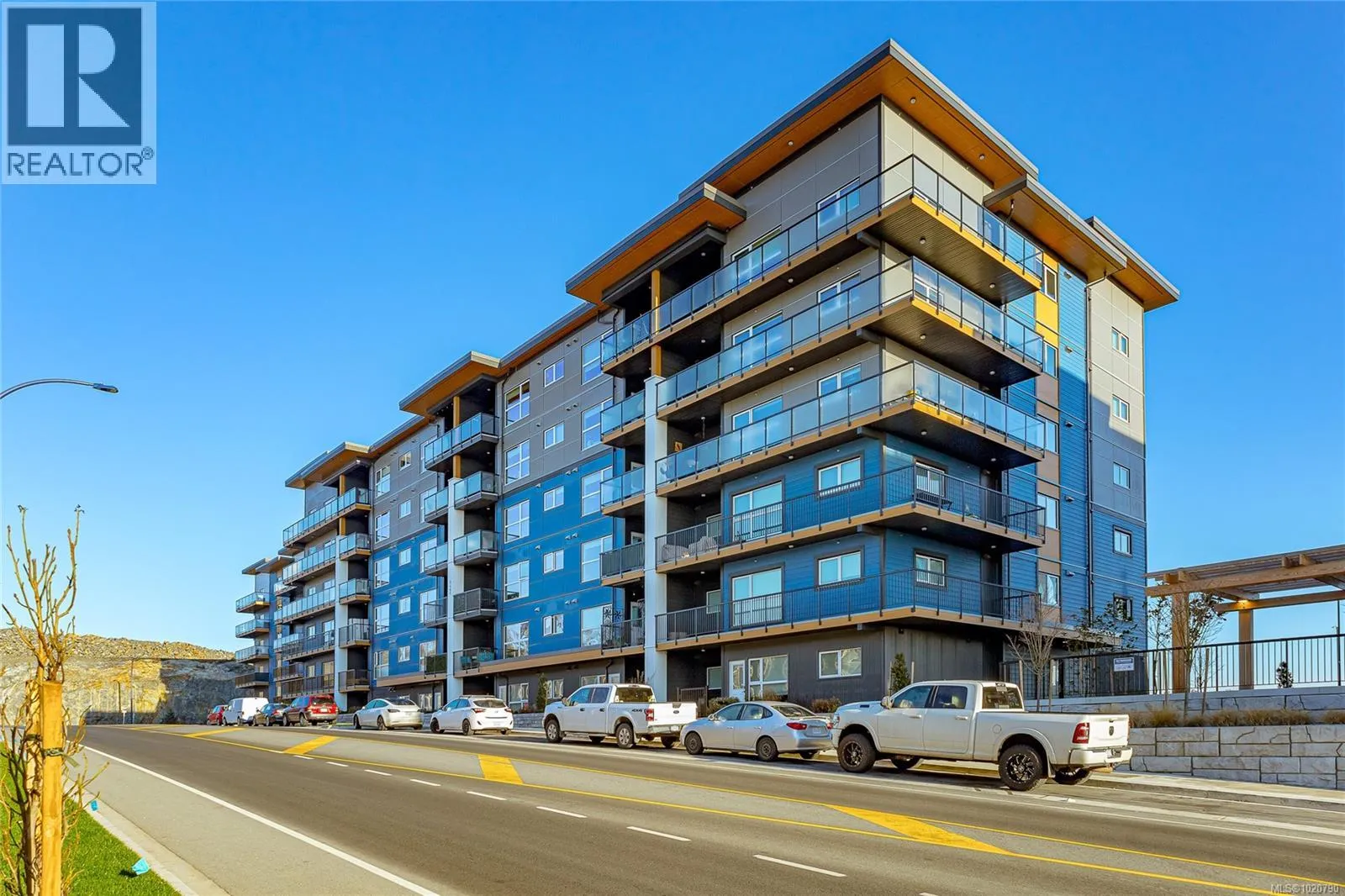 Apartment for rent: 606 2465 Gateway Rd, Langford, British Columbia V9B 5X3