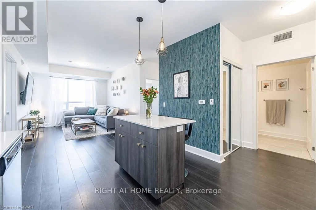 Apartment for rent: 606 - 255 Northfield Drive E, Waterloo, Ontario N2K 0G5