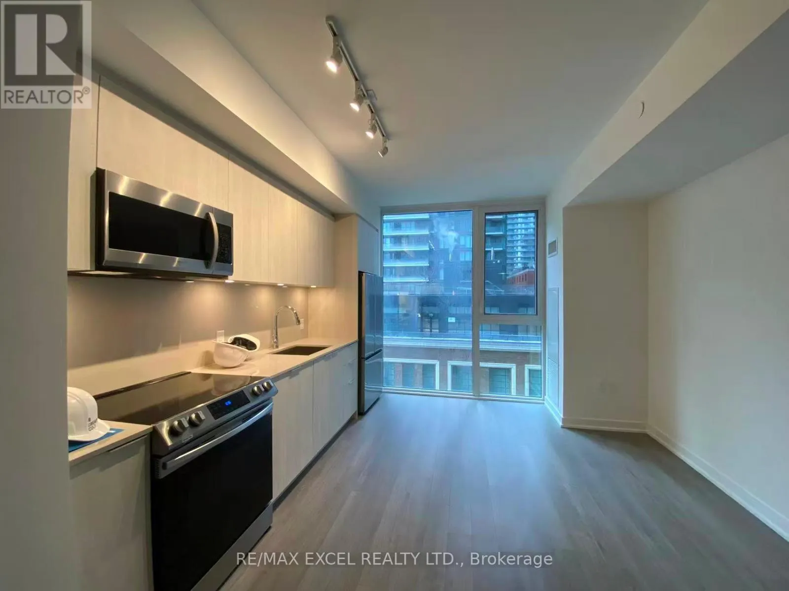 Apartment for rent: 606 - 357 King Street W, Toronto, Ontario M5V 1K1