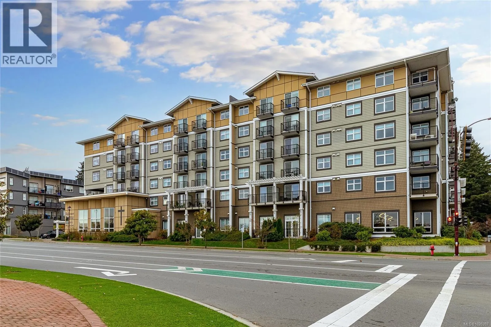 Apartment for rent: 606 917 Avrill Rd, Langford, British Columbia V9B 0T2