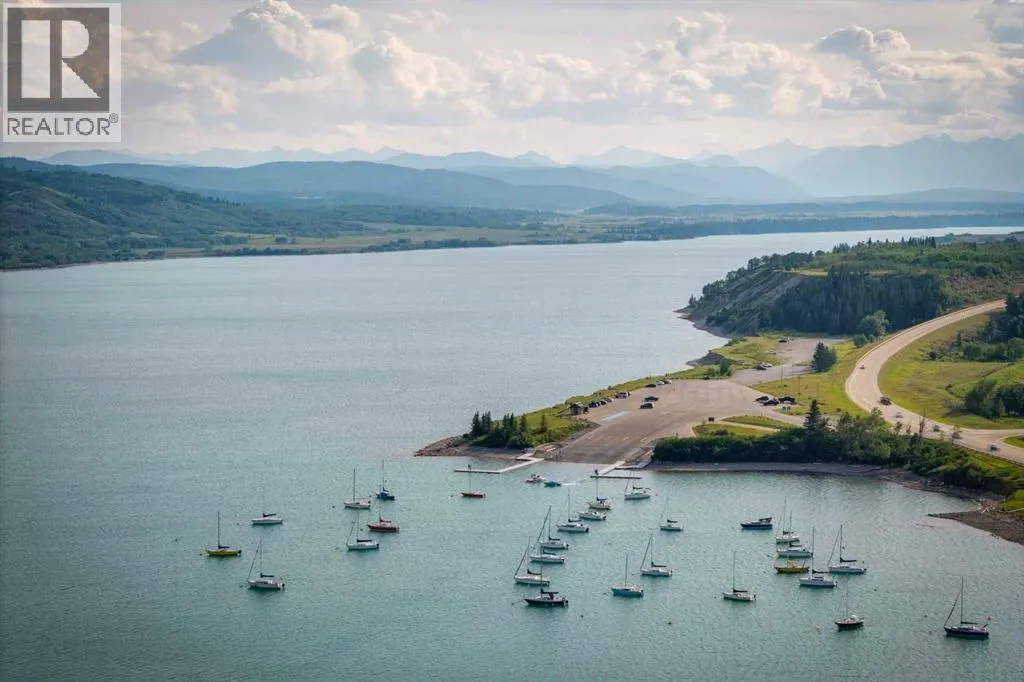 606 Cottageclub Bend, Rural Rocky View County, Alberta T4C 1B1