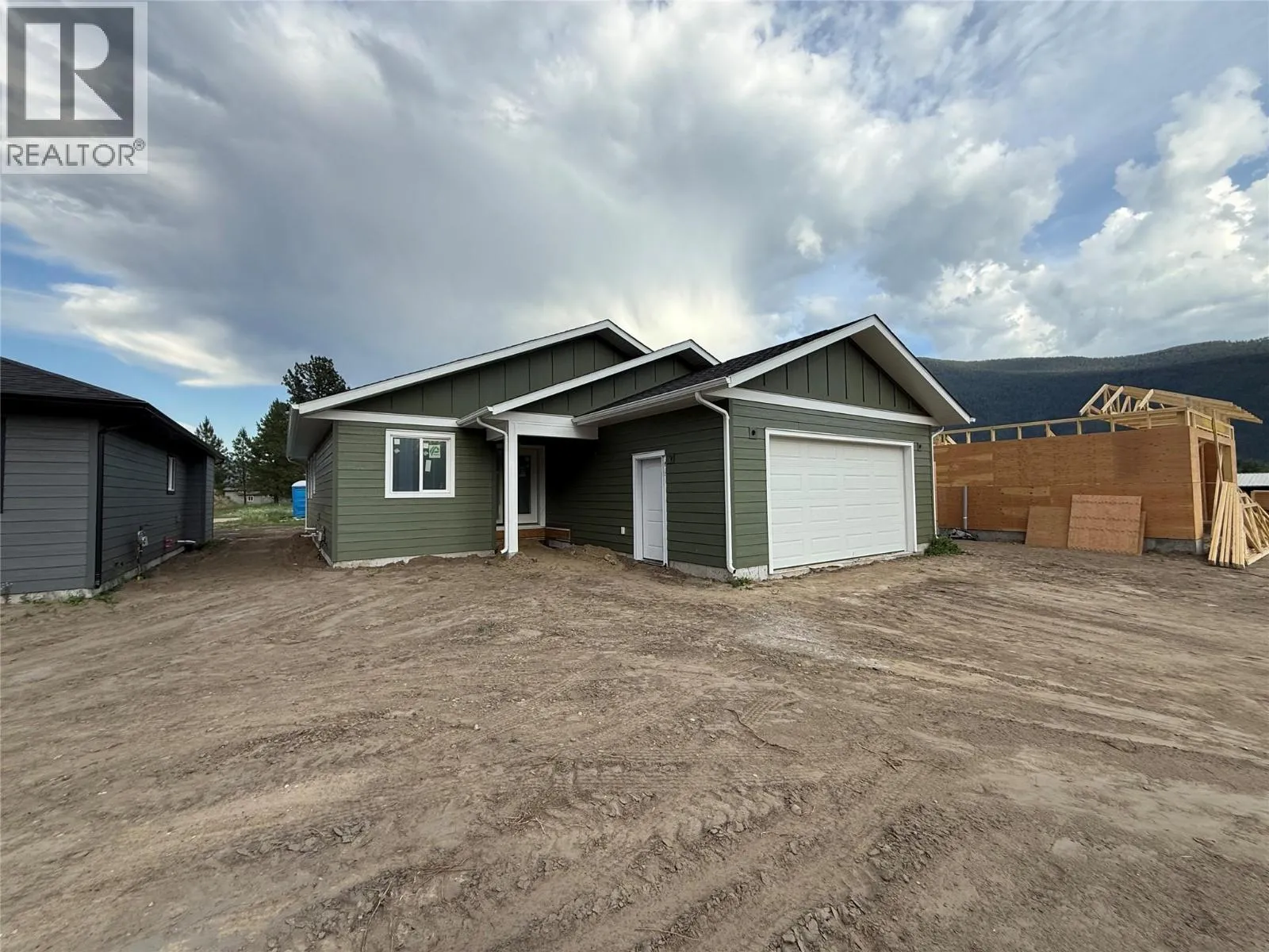 House for rent: 6060 19th Street, Grand Forks, British Columbia V0H 1H0