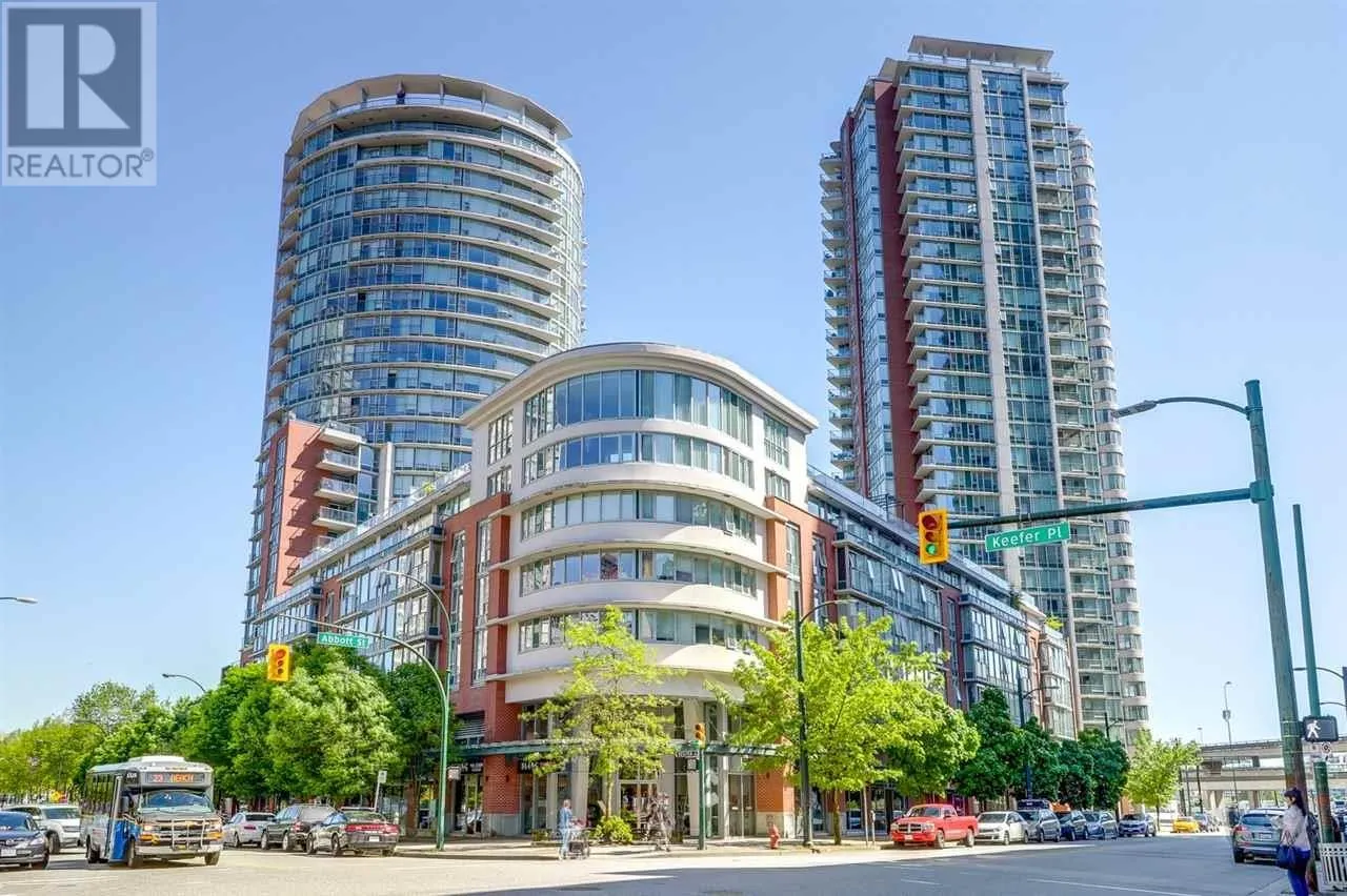 Apartment for rent: 607 618 Abbott Street, Vancouver, British Columbia V6B 0C1