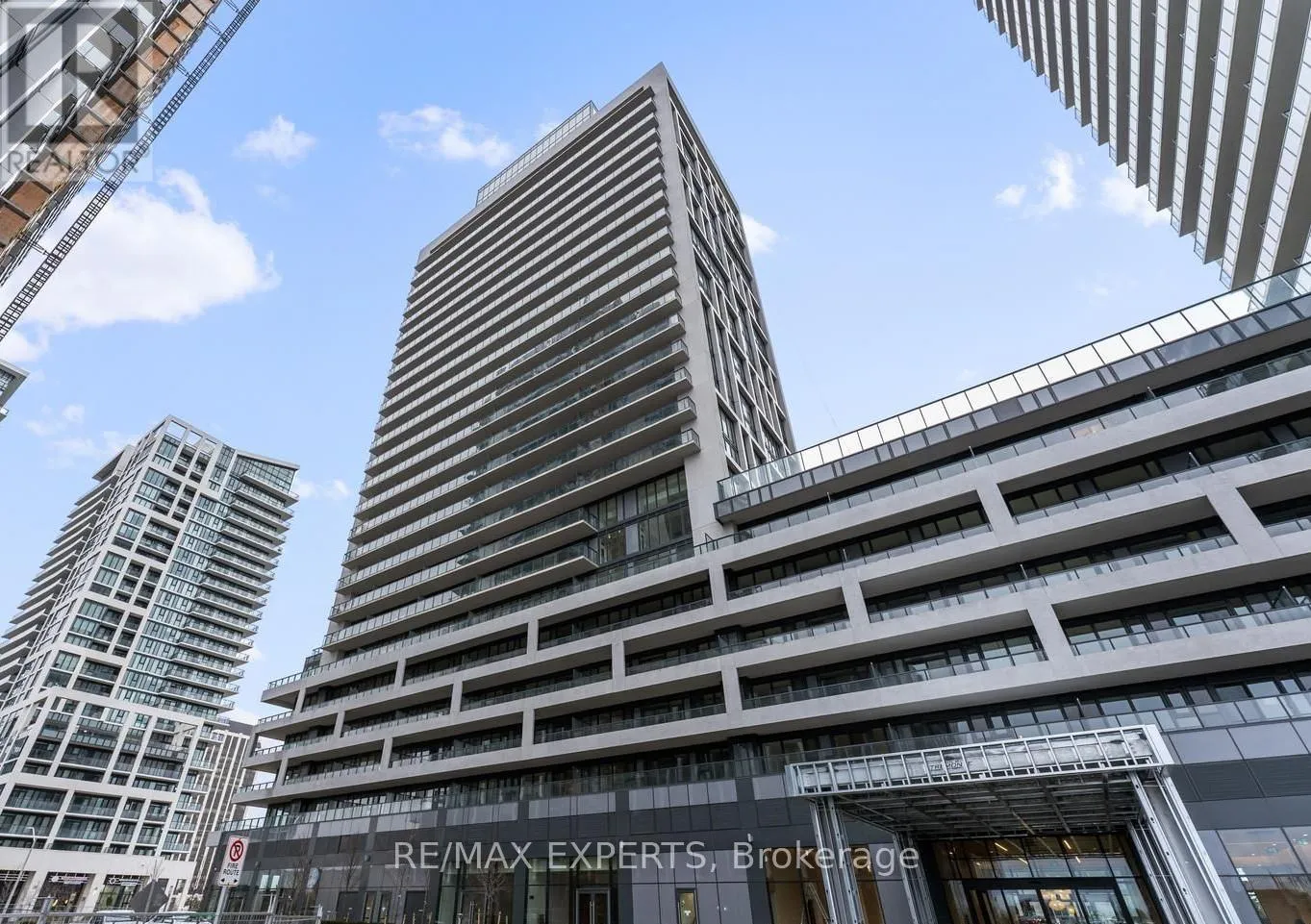 Apartment for rent: 608 - 8960 Jane Street, Vaughan, Ontario L4K 0N9