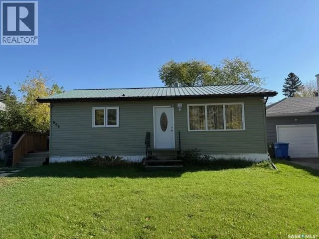 House for rent: 608 East Avenue, Kamsack, Saskatchewan S0A 1S0