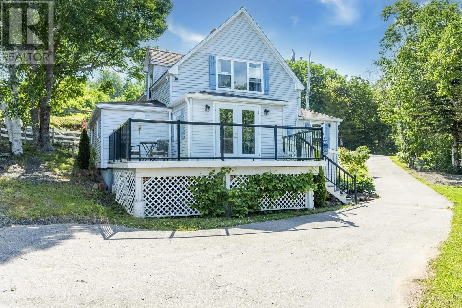 Duplex for rent: 608 Granville Road, Victoria Beach, Nova Scotia B0S 1A0