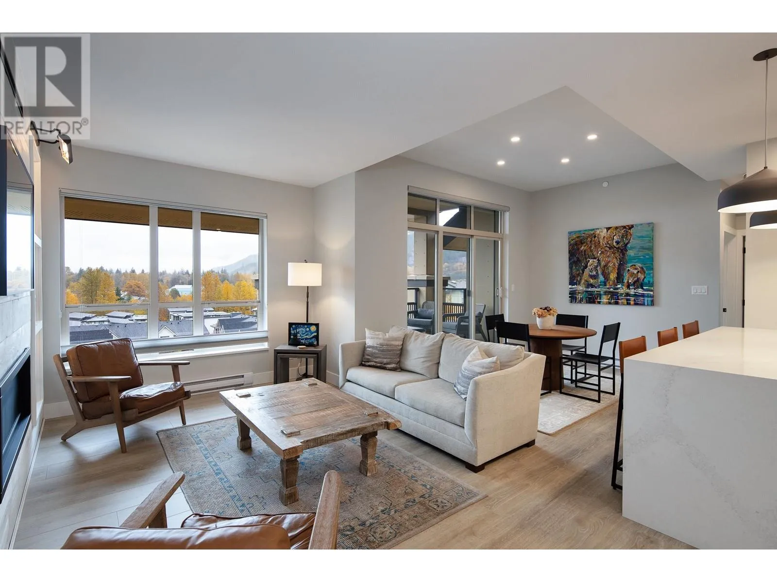 Apartment for rent: 609 1211 Village Green Way, Squamish, British Columbia V8B 0R7