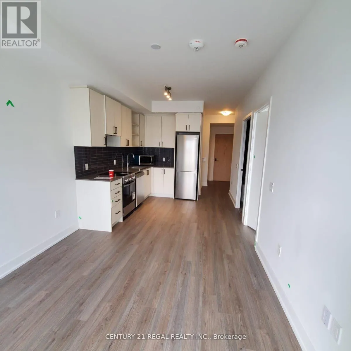 Apartment for rent: 609 - 50 George Butchart Drive, Toronto, Ontario M3K 0C9