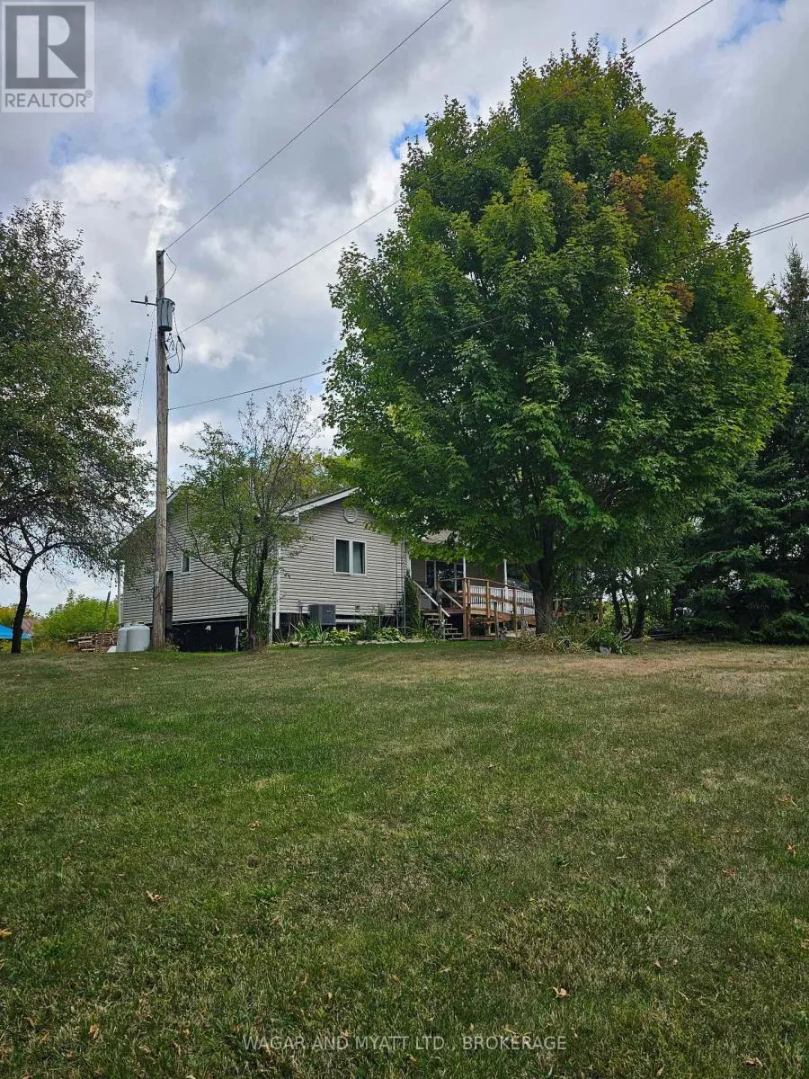 House for rent: 609 Lower Slash Road, Tyendinaga, Ontario K0K 1X0