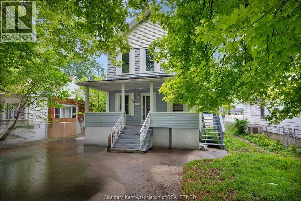 Duplex for rent: 61 Baxter Street, Chatham, Ontario N7M 4P6