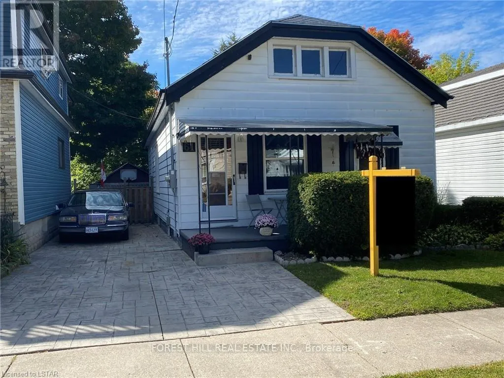 House for rent: 61 Bedford Road N, London East, Ontario N5Y 1Z5