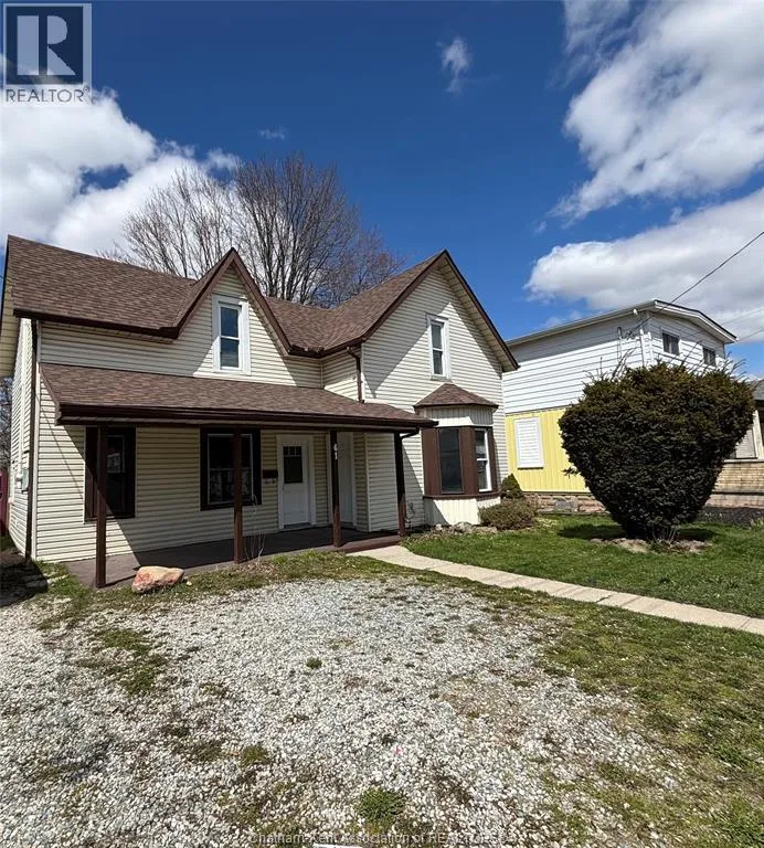 House for rent: 61 Park Avenue West, Chatham, Ontario N7M 1V8