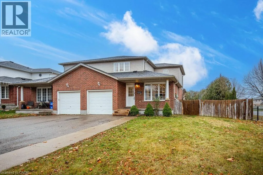 House for rent: 61 Schueller Street, Kitchener, Ontario N2K 3W2