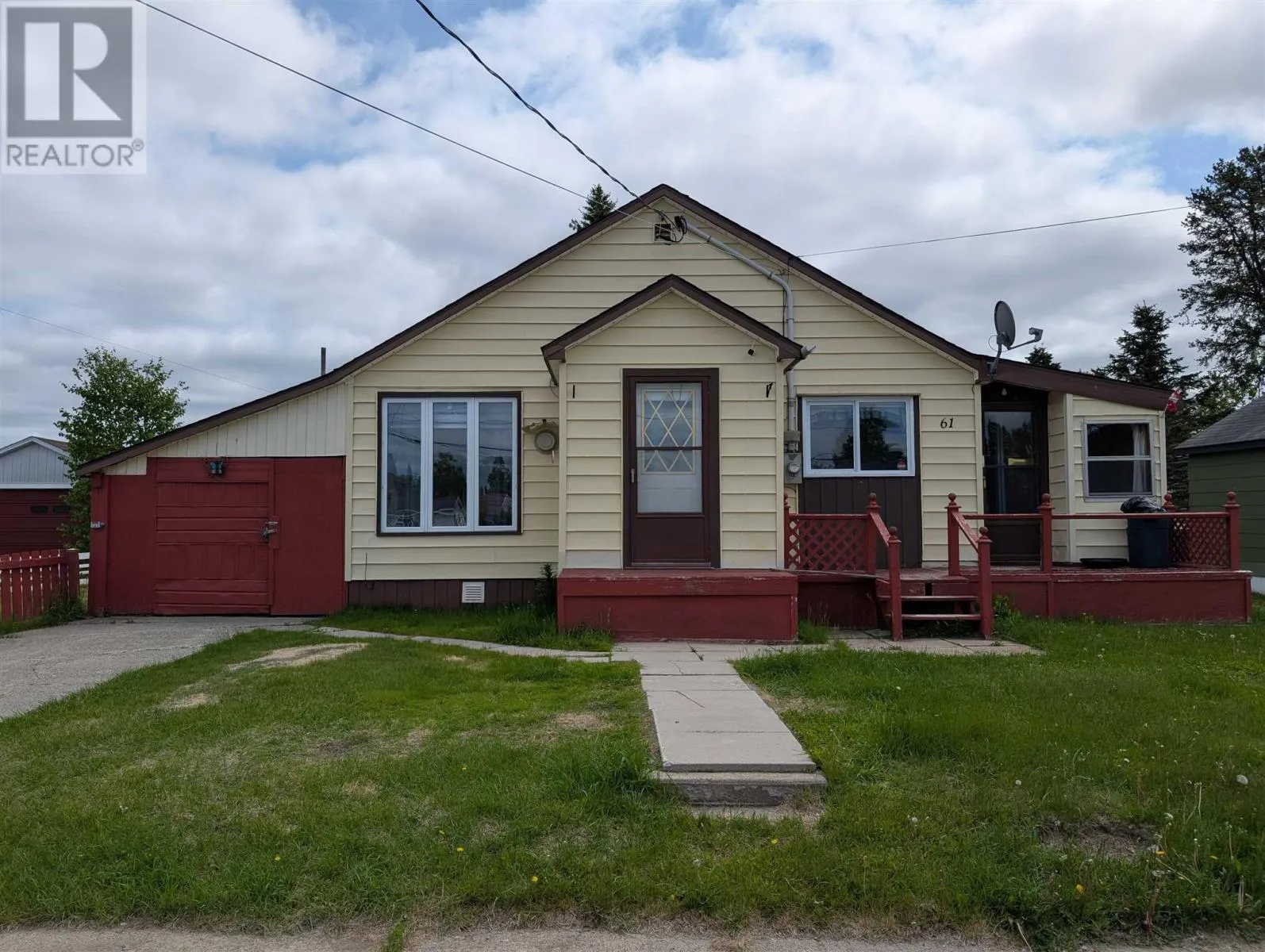 61 Third Ave, Wawa, Ontario P0S 1K0