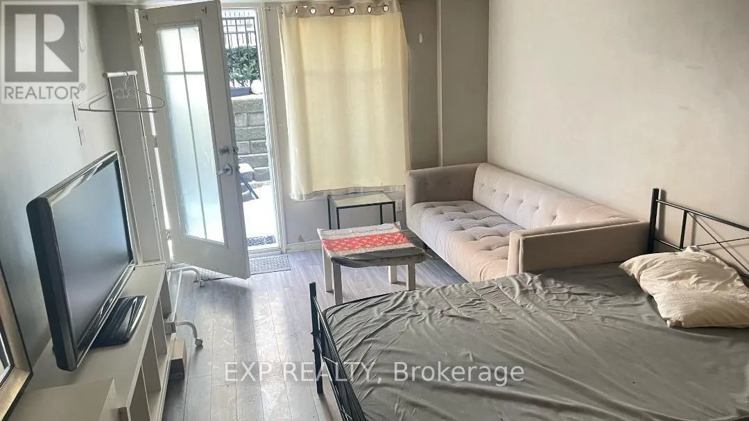 Row / Townhouse for rent: 610 - 38 Western Battery Road, Toronto, Ontario M6K 3N9