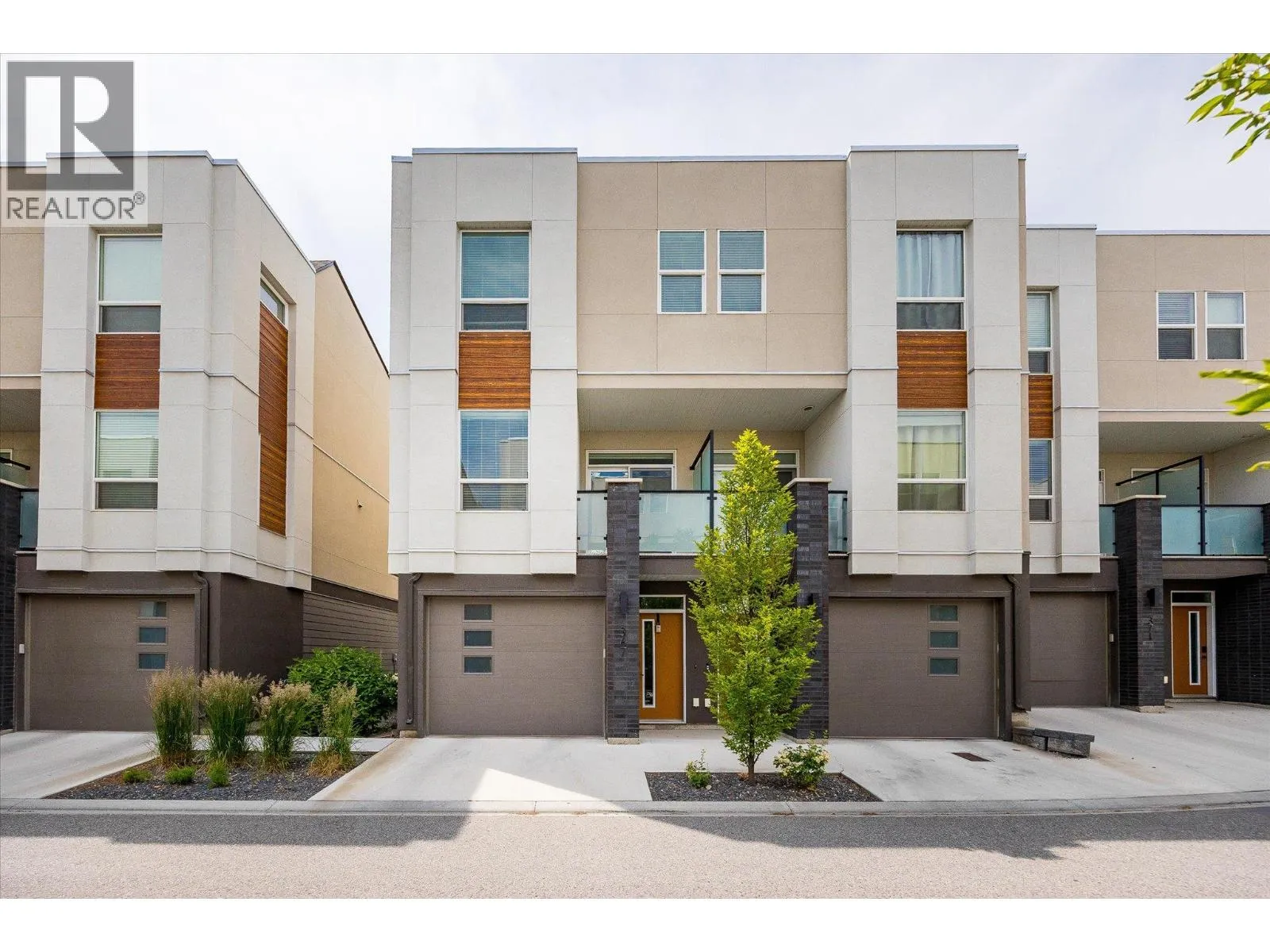 Row / Townhouse for rent: 610 Academy Way Unit# 367, Kelowna, British Columbia V1V 0E8