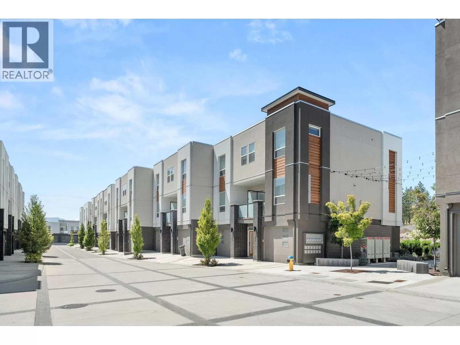 Row / Townhouse for rent: 610 Academy Way Unit# 38, Kelowna, British Columbia V1V 0H2