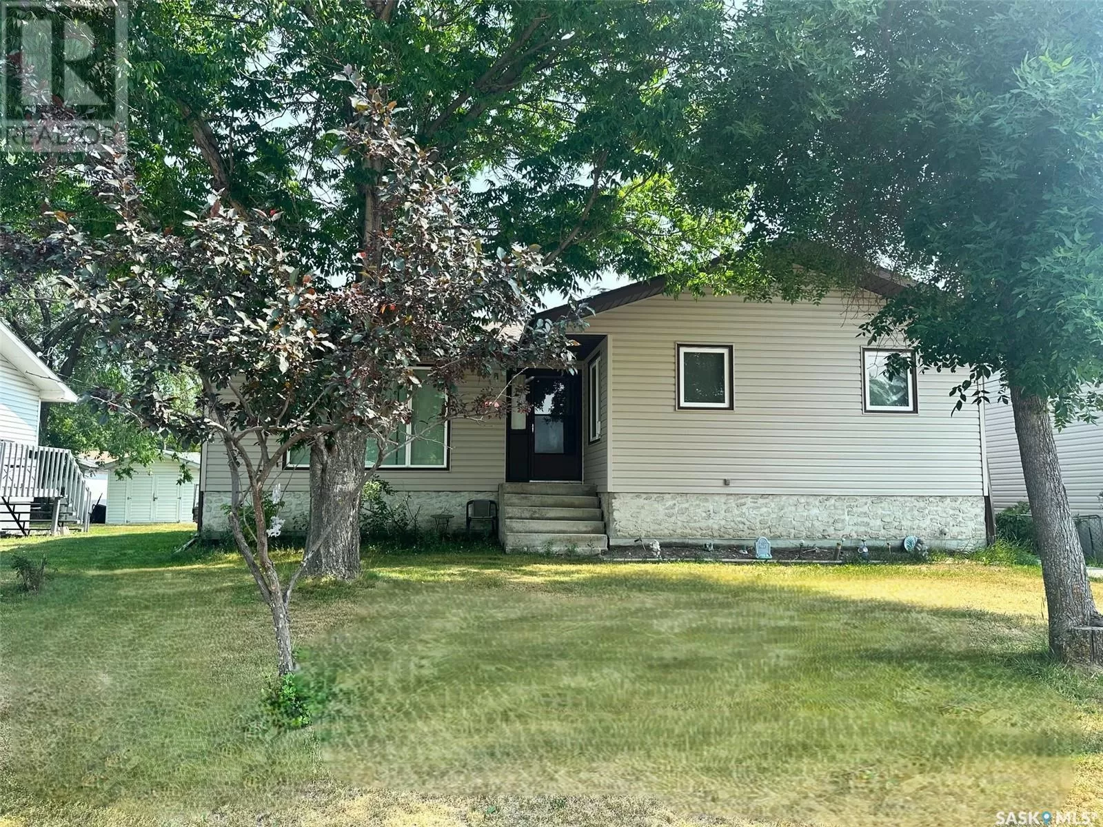 House for rent: 610 Hudson Street, Hudson Bay, Saskatchewan S0E 0E0