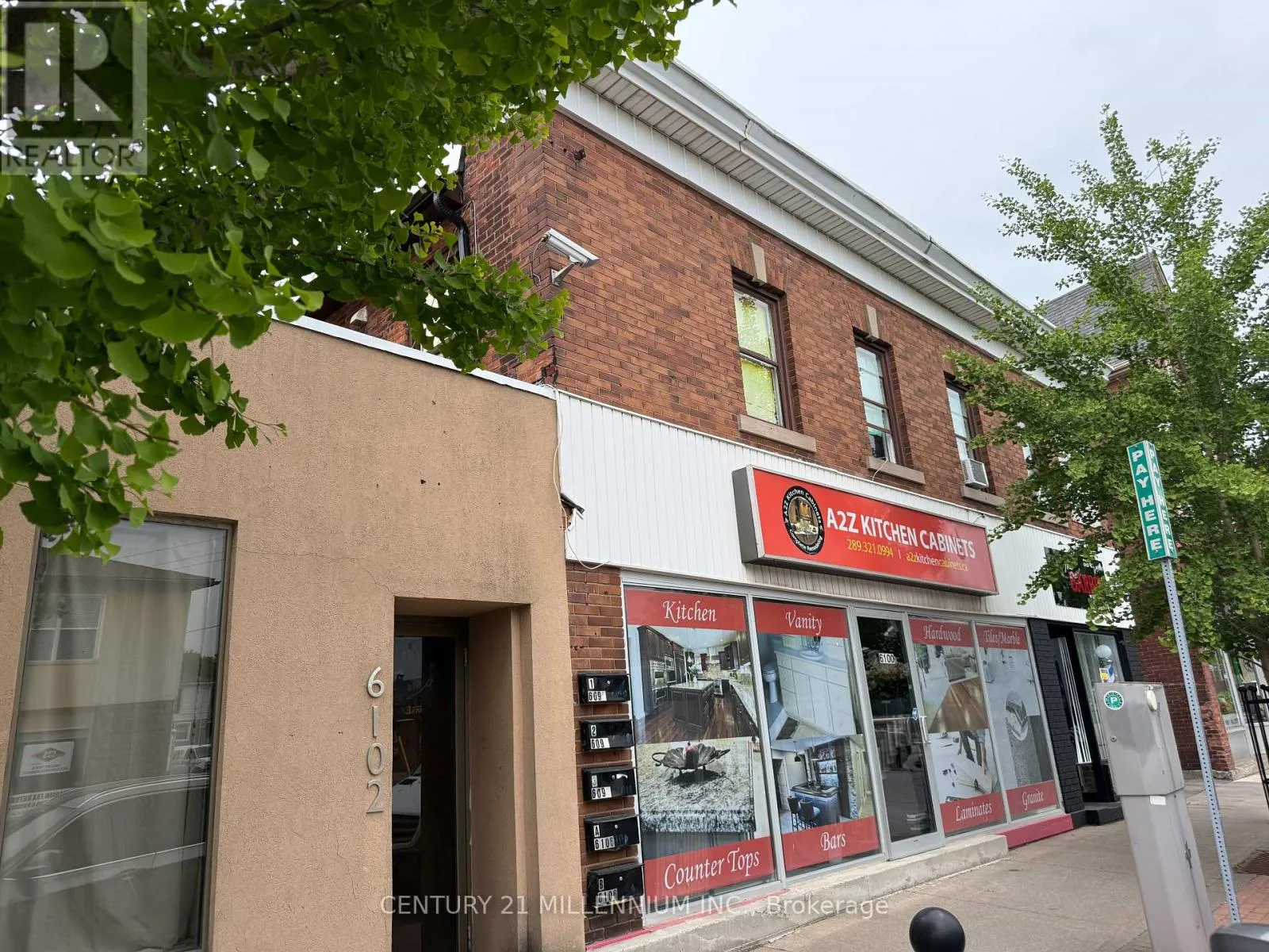 6102 Main Street, Niagara Falls, Ontario L2G 5Z9